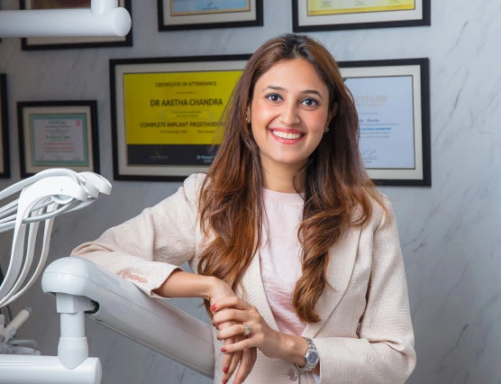 Dr. Aastha Chandra - Cosmetic Dentist 